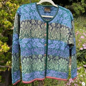 Oleana Norwegian Wool Button Cardigan